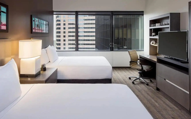 Den Twin room