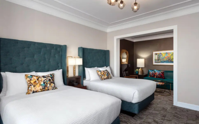 Deluxe Twin Suite