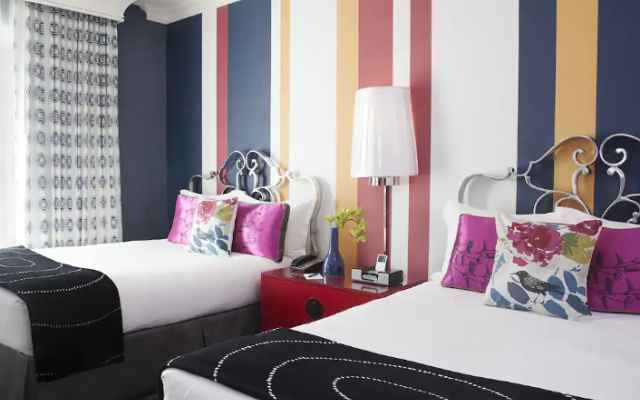 Deluxe Accessible Twin room