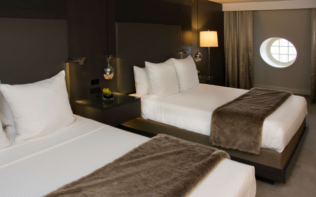Twin Guest room