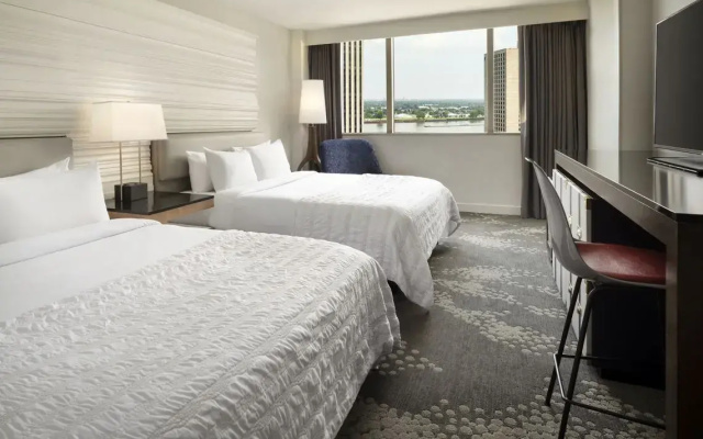 Superior Twin room City or River View