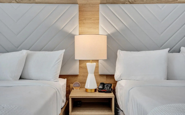 2 Bedrooms Quadruple room