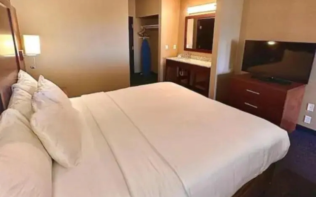 1 Bedroom Double Suite