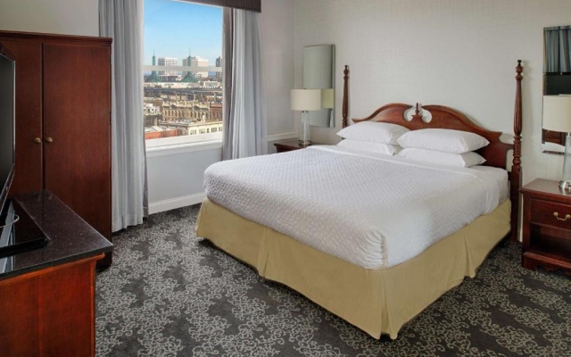 1 Bedroom High Floor Suite