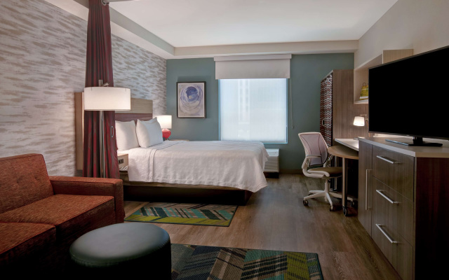 HEARING ACCESSIBLE NONSMOKING STUDIO SUITE