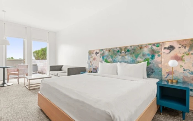 Deluxe room with balcony