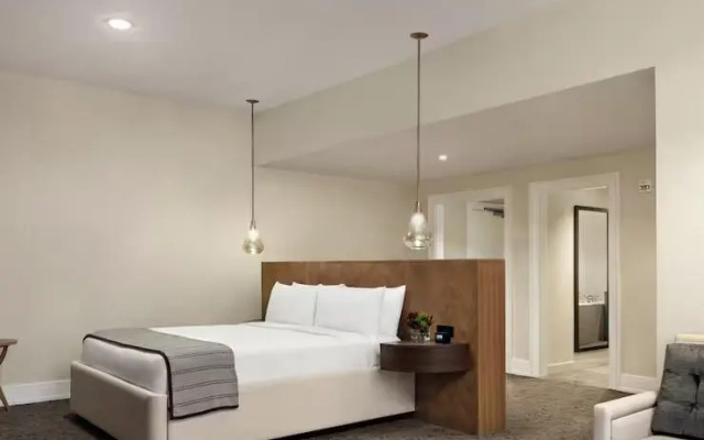 Corner Mobility Accessible Double Junior Suite