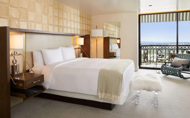 1 Bedroom Gate Double Suite