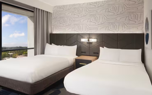 2 Room Quadruple Suite