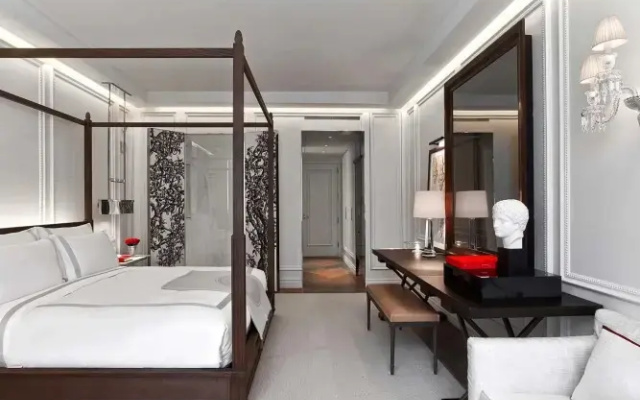 Classic Grand Double room