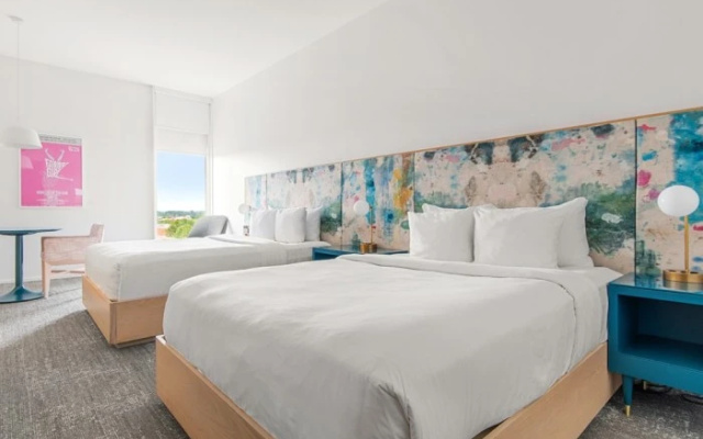 Deluxe Twin room