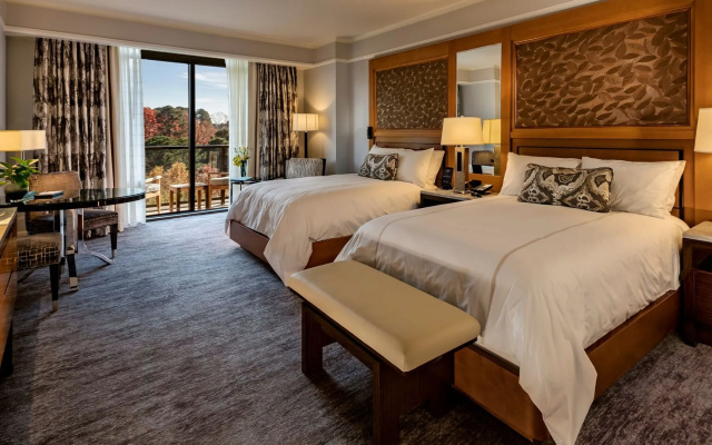 Twin room with balcony and with lake view