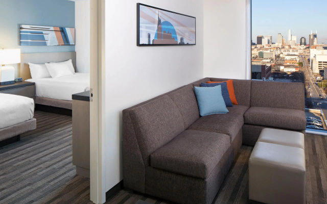 1 Bedroom Specialty Suite