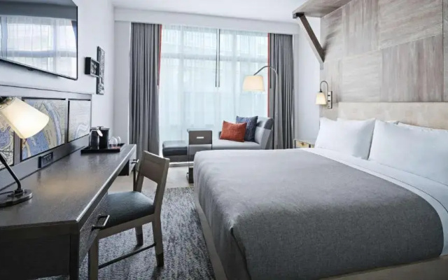 Room with river view