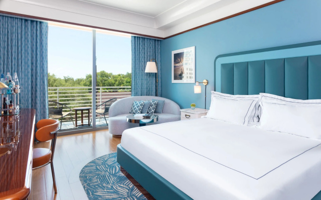 Deluxe Double room with city view