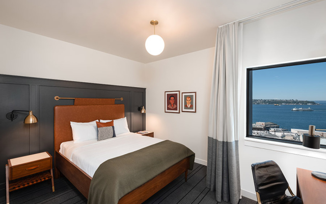 Double room with water view