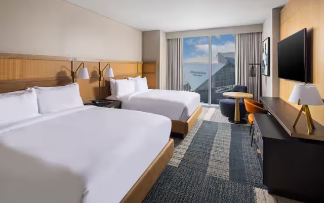 Club Signia Twin room