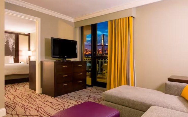 Whirlpool Suite