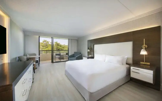 Accessible Double room with pool view