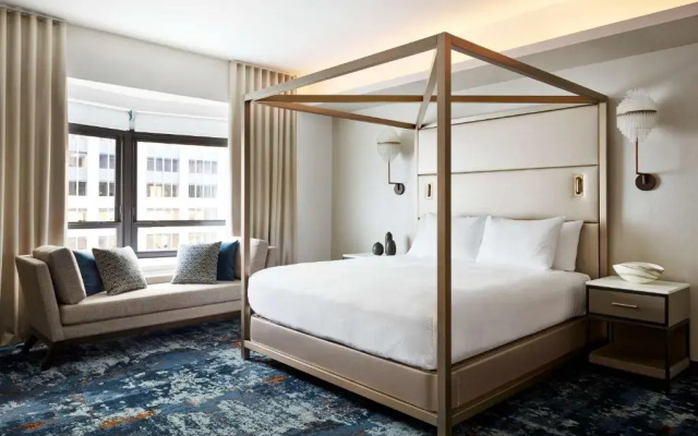 Presidential Corner Double Suite