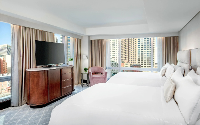 Classic Twin room with Greenway View