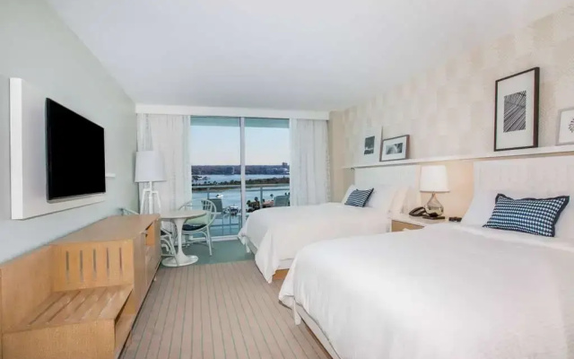 Parlor Twin Suite