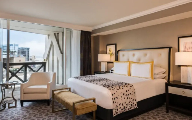 Julius Premium Double Suite
