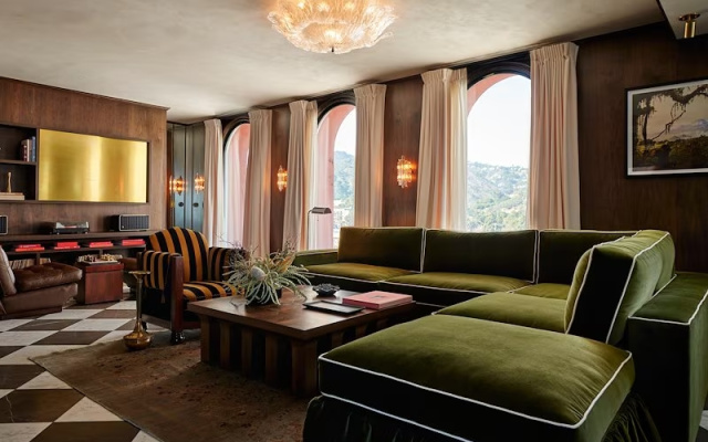 Twin The Gable Lombard Penthouse