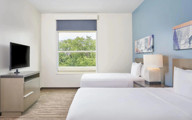 1 Bedroom Twin Suite
