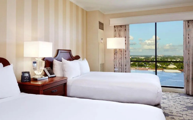 Premium Twin room with river view