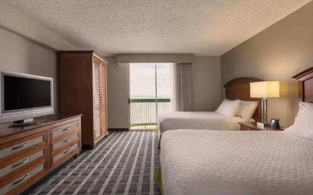 2 Room Twin Suite with lagoon view