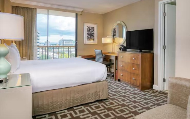 Mobility/Hearing Accessible Double room with river view