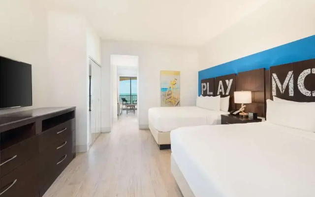 Deluxe Suite oceanfront