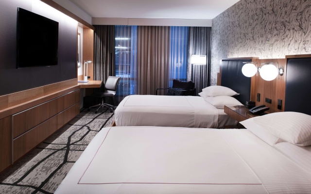 Deluxe Twin room with city view