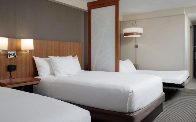 High Floor with Sofa bed Quadruple room