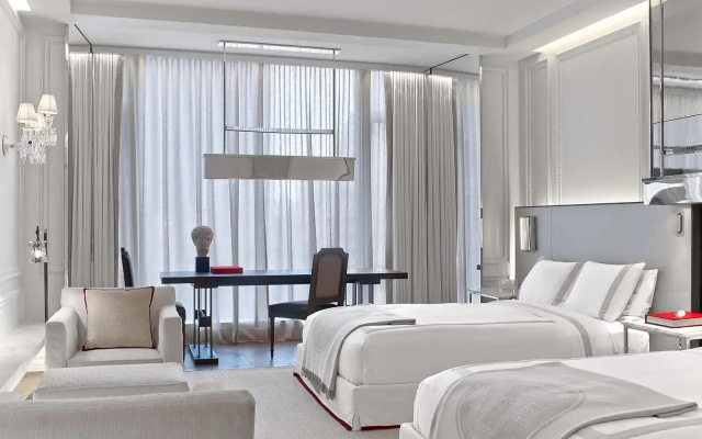 Harcourt Grand Twin room