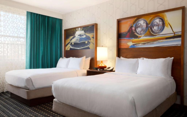 Deluxe High Floor Twin room