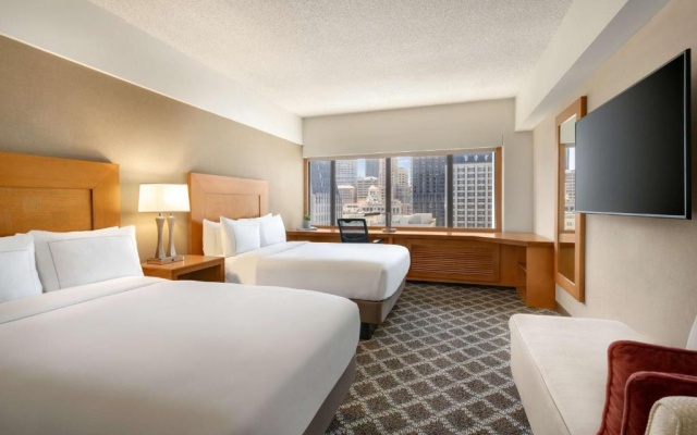 Premium floor Quadruple room