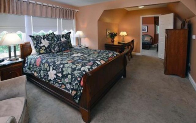 Smith Carriage Quadruple Suite