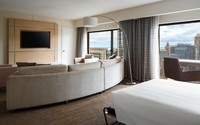 Entertainment Double Suite
