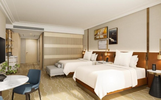 Premier Twin room with river view