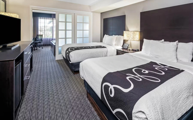Twin Suite
