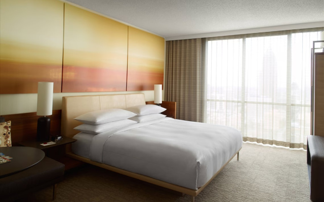 Corner Double room with city view