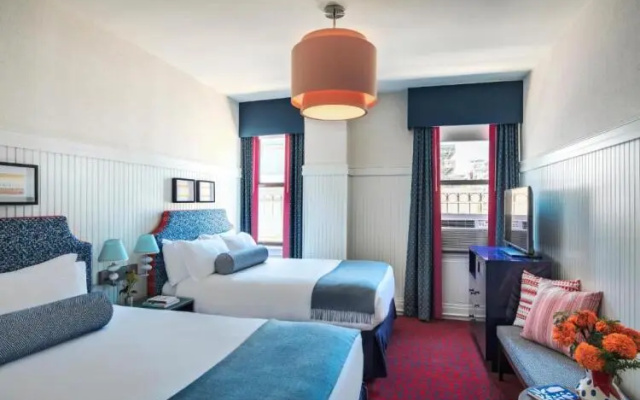 Quadruple room