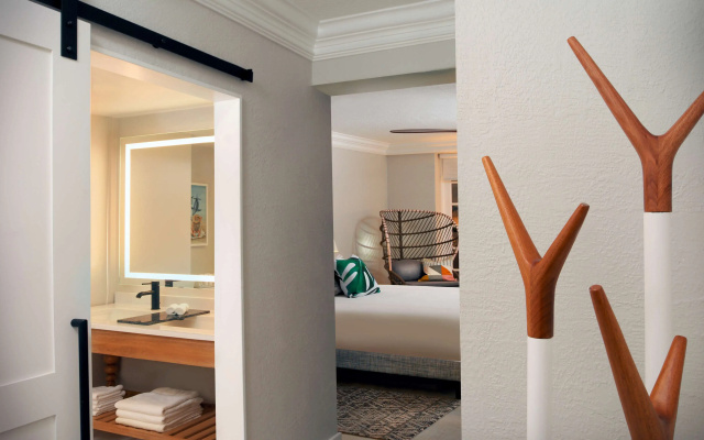 Superior Seaside Suite