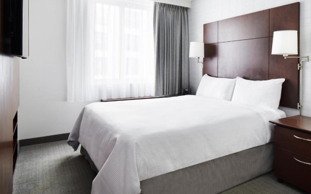 Diplomat Double Suite