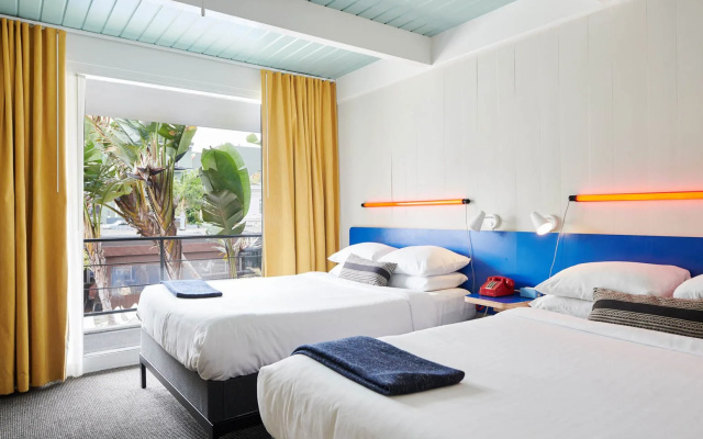 Quadruple room