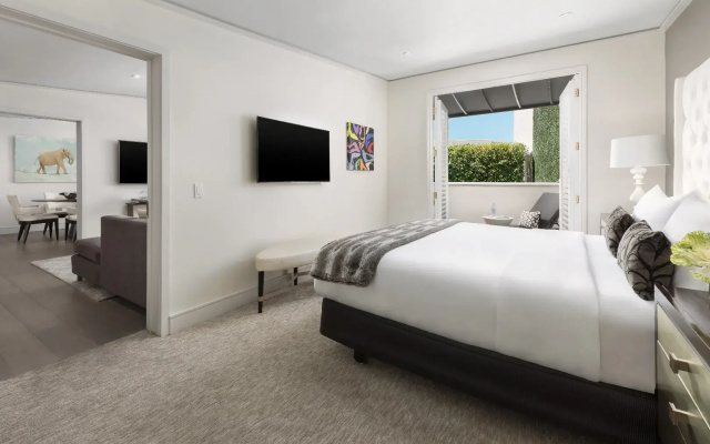 Luxury Double Suite with pool view