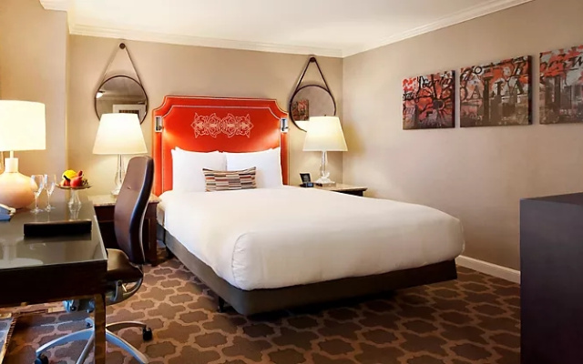 Fairmont room