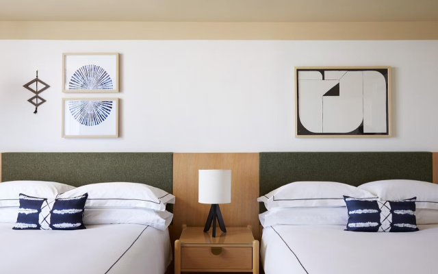 Twin room